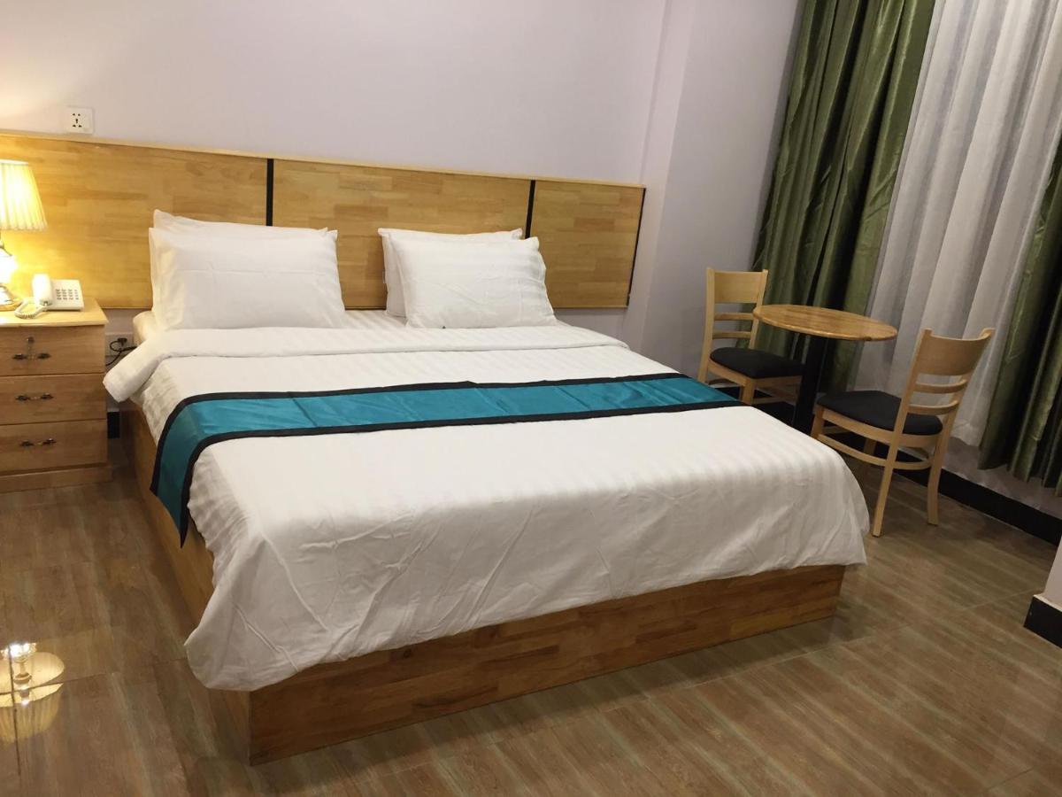 Seven Color Hotel Preăh Sihanŭk Zewnętrze zdjęcie